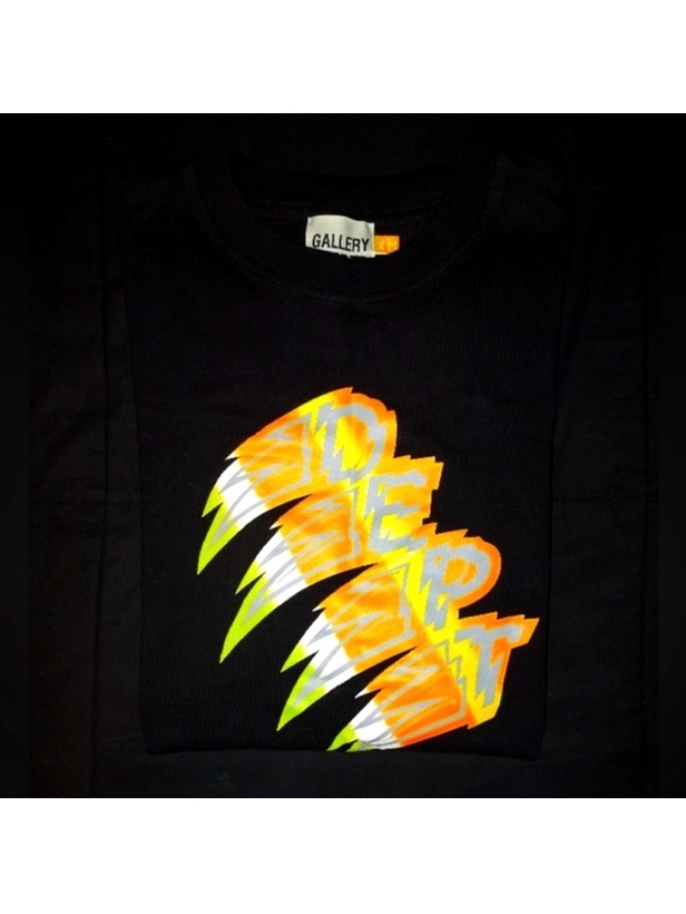 Men’s XL Gallery Dept. Black Short Sleeve T Shirt DEPT Lettering In Flames